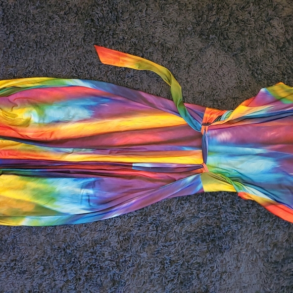 DRESS - Picture 3 of 4